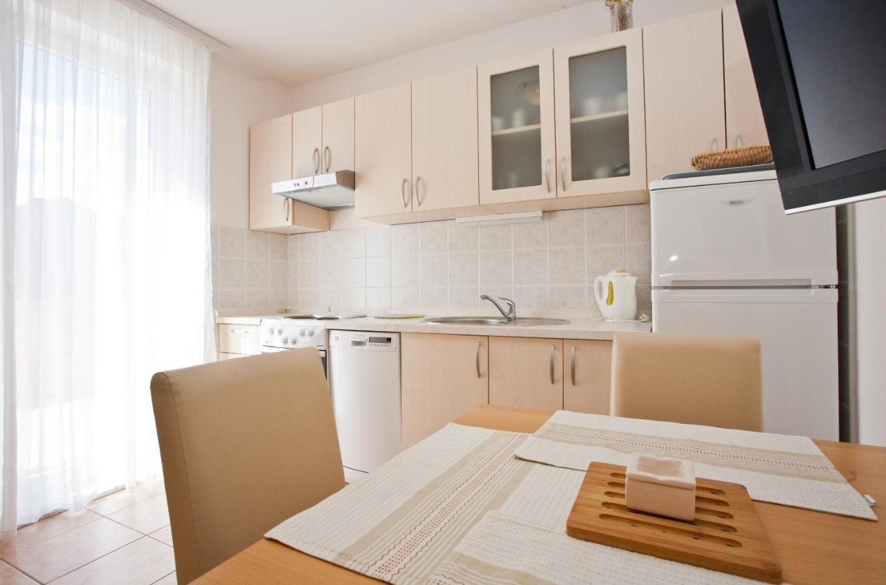 Apartments Glibo Near The Sea And Town Center! クルク エクステリア 写真